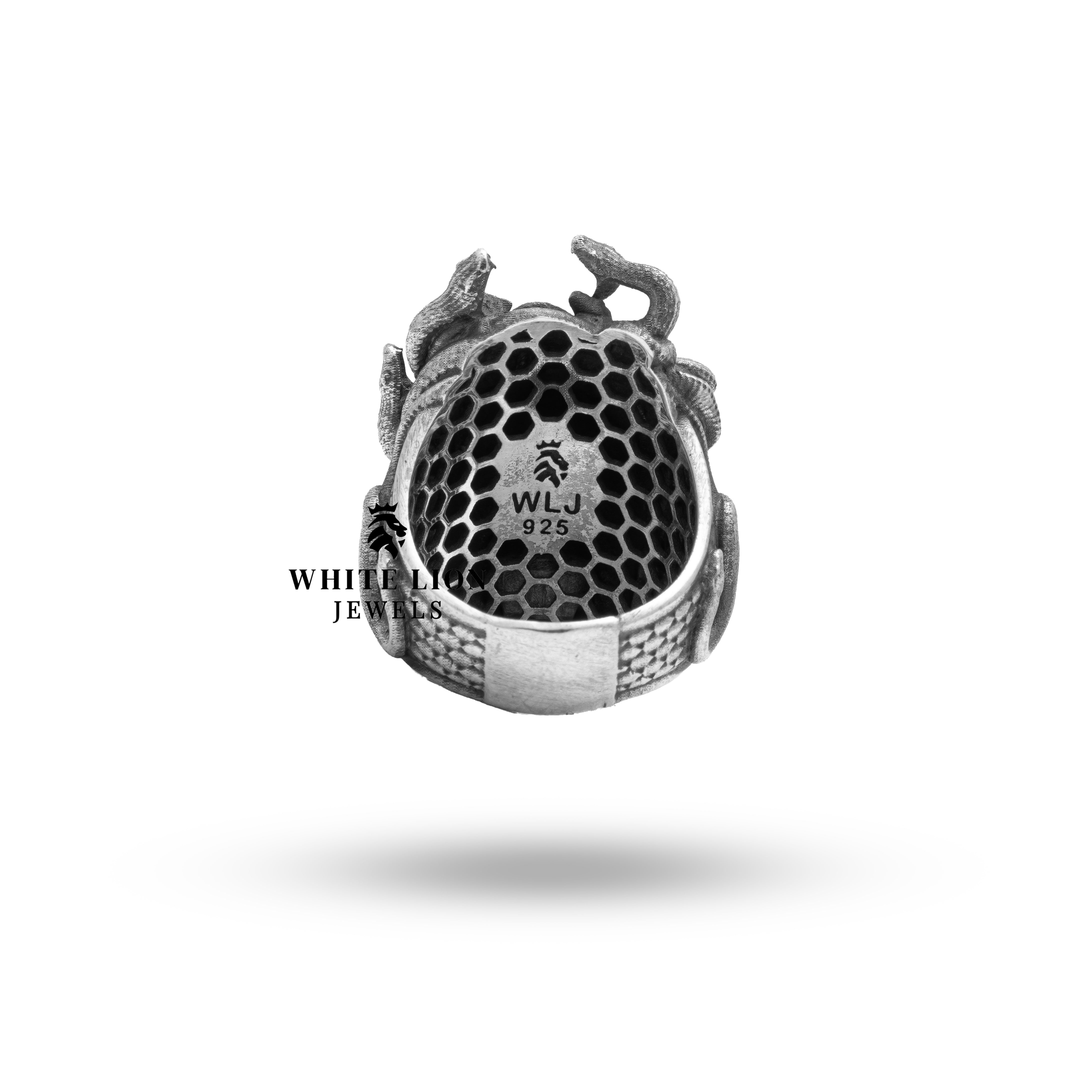 Angry Medusa 925 Sterling Silver Ring with Oxidized Finish