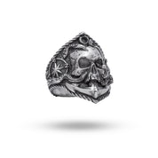 Front view of Compass Skull 925 Sterling Silver Ring showcasing its oxidized silver skull and compass design.