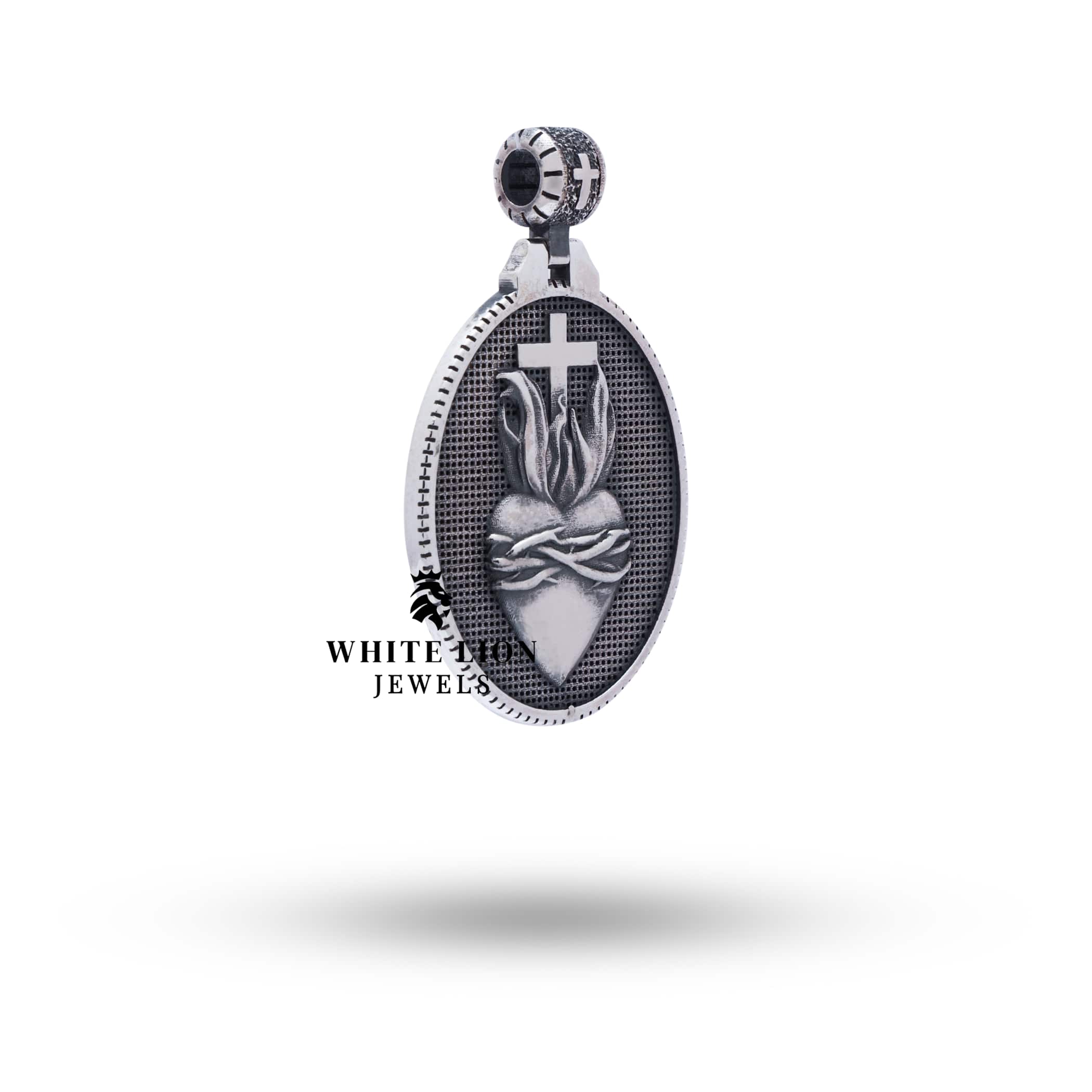 Side view of Sacred Heart 925 Sterling Silver Pendant highlighting its 3.2 cm diameter and intricate design.