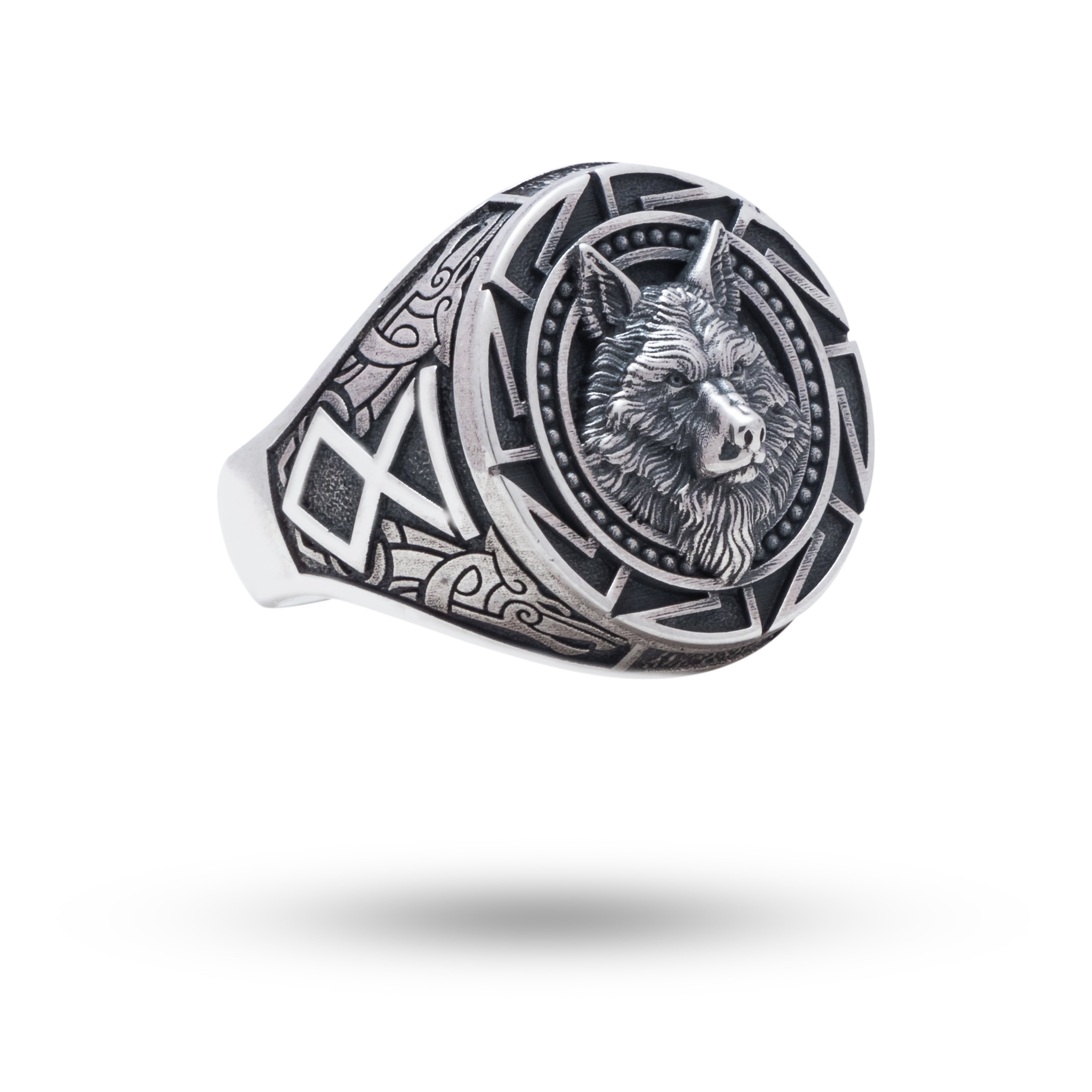 Side view of Wolf 925 Sterling Silver Ring showcasing oxidized silver finish and circular design