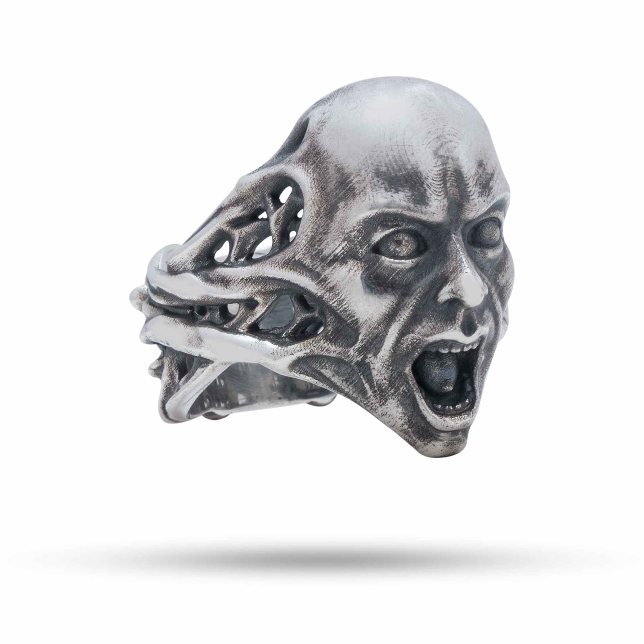 Front view of Screaming Man 925 Sterling Silver Ring in oxidized silver showcasing artistic design and craftsmanship