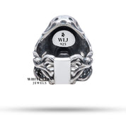 Lifestyle image of Screaming Man 925 Sterling Silver Ring styled with modern fashion for an artistic and expressive look