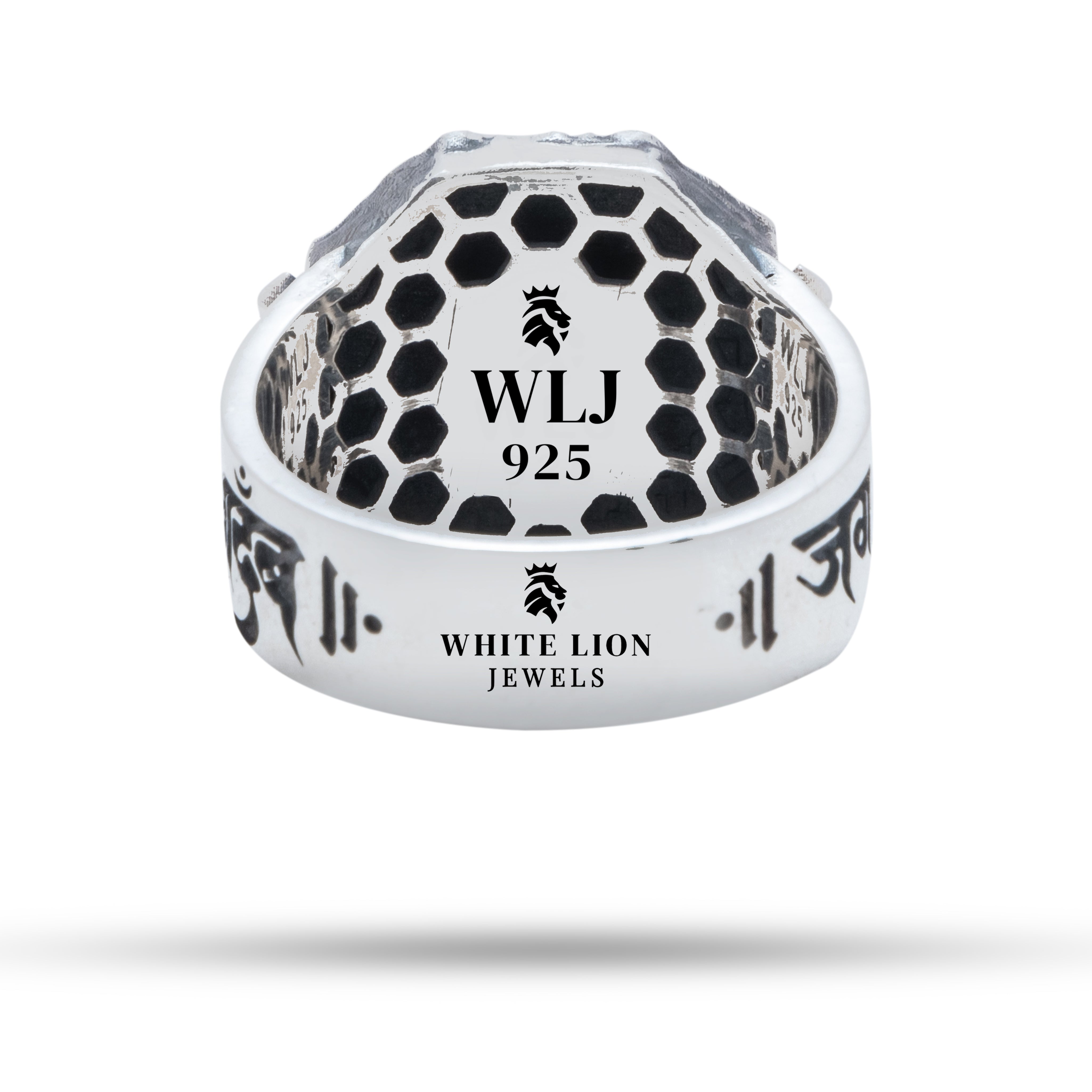 An artistic representation of heritage and tradition with the oxidized silver ring themed on Shivaji Maharaj.