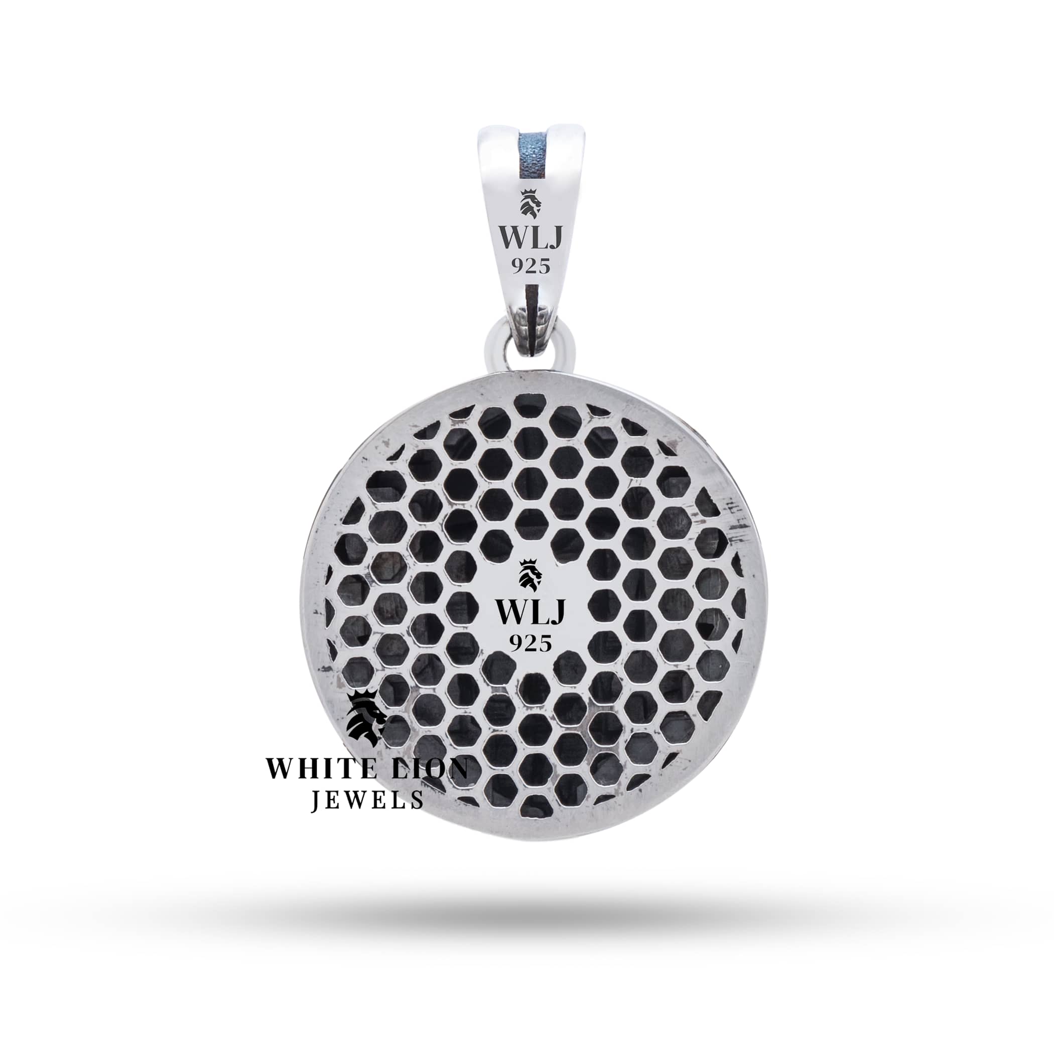 Stylish Bitcoin pendant made of 925 sterling silver, a unisex fashion accessory with a sleek oxidized silver finish.