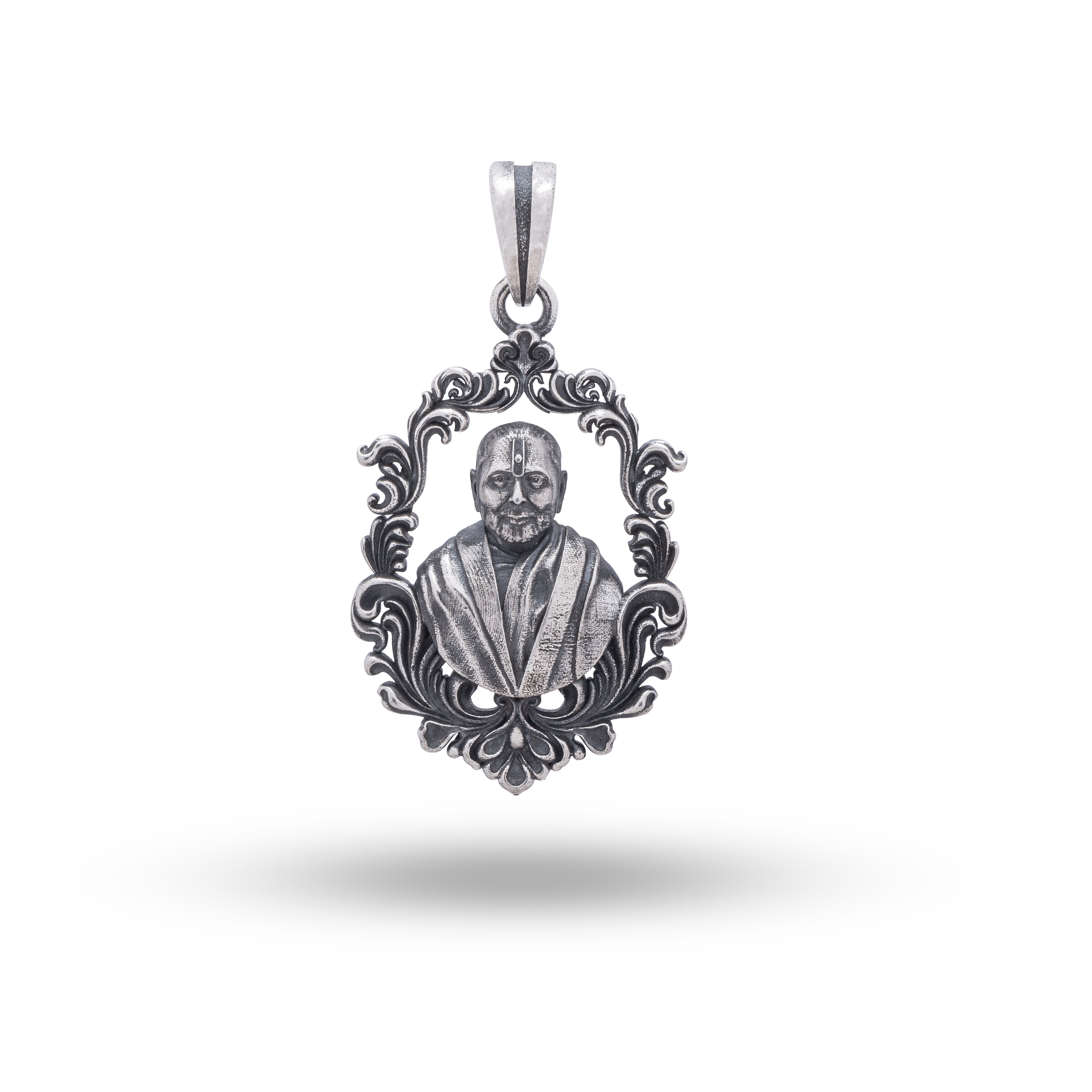 Front view of Pramukh Swami Maharaj 925 Sterling Silver Pendant in oxidized finish showcasing oval design.