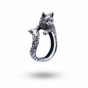 Front view of Cat 925 Sterling Silver Ring in oxidized silver with feline design