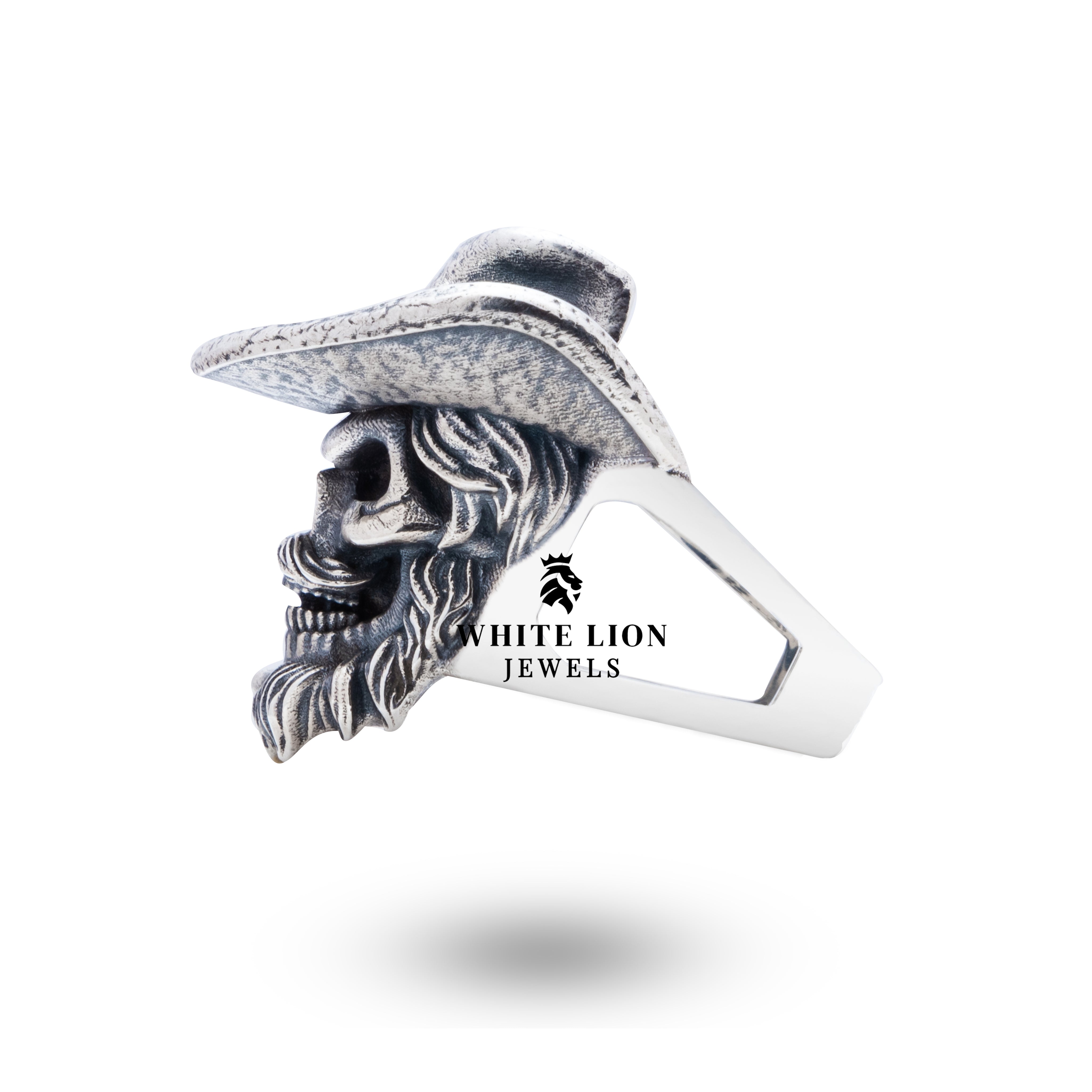 Close-up of the Gangster Gothic Hat Pipe Skull designed ring, highlighting the craftsmanship and details.