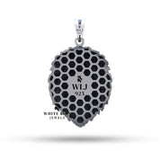 Close-up of Calm Lion Jungle Animal 925 Sterling Silver Pendant, detailed look at artisanal craftsmanship