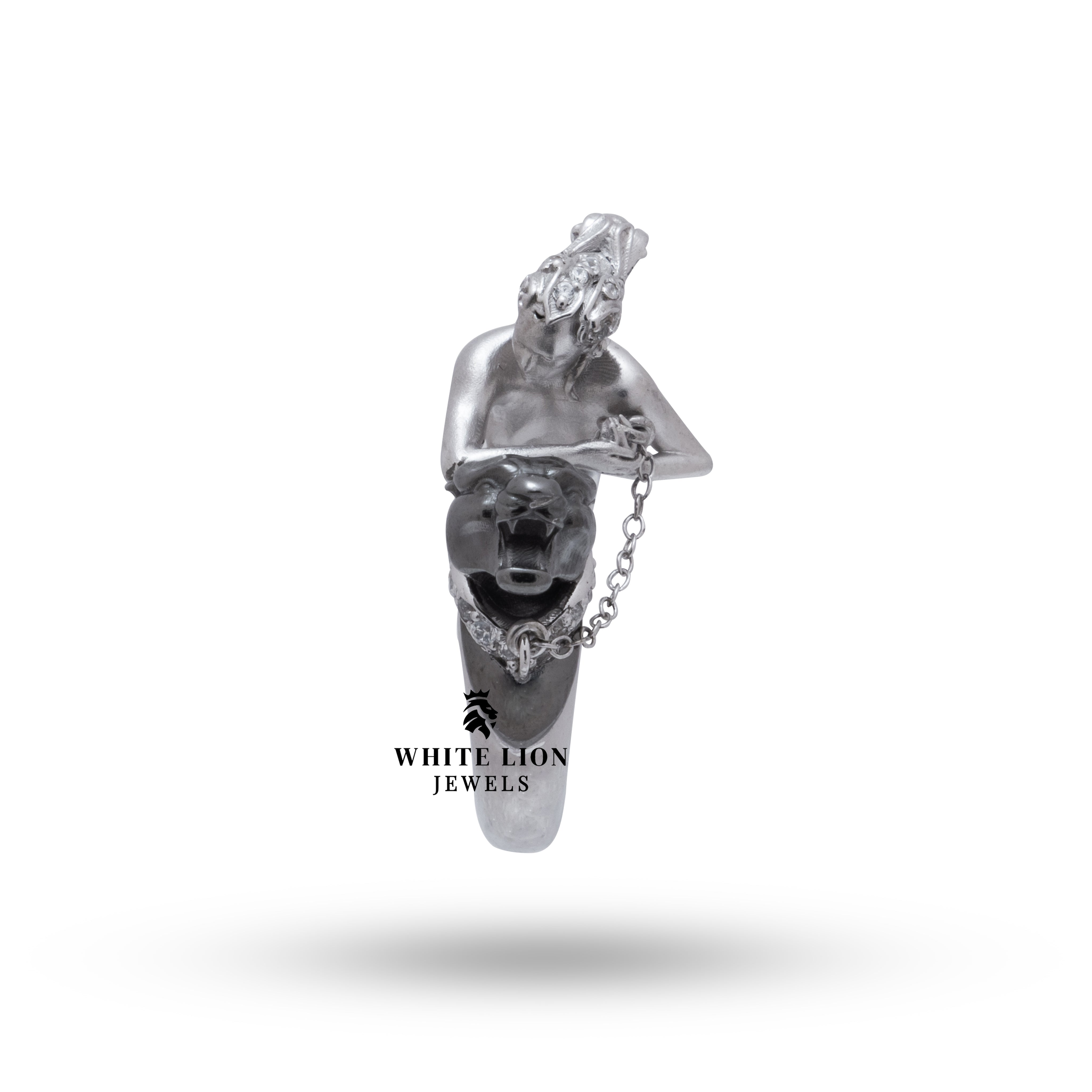 Nickel-free, two-tone designed Lady Panther Ring in Sterling Silver, perfect for sensitive skin elegance.