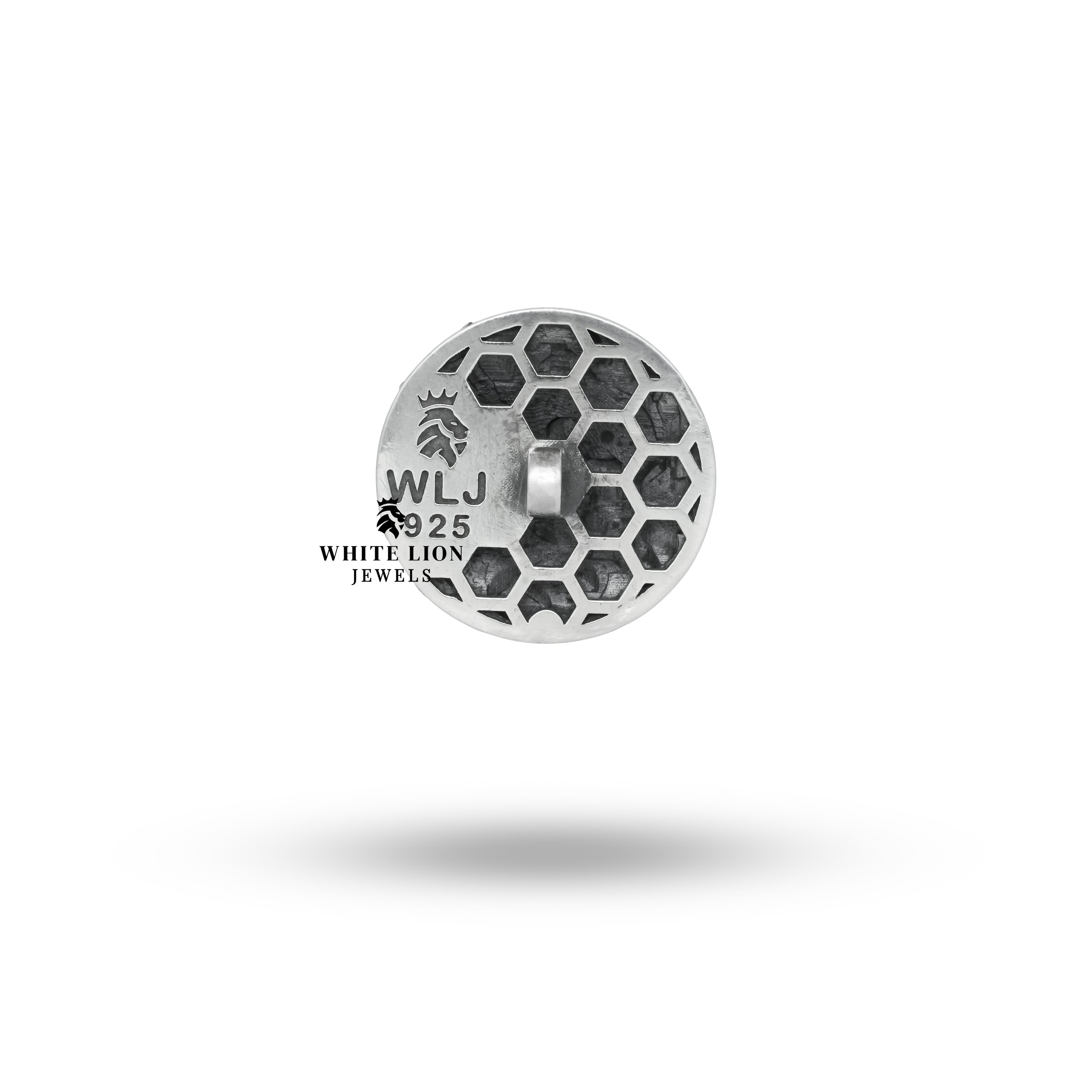 Warranty information for the Humming Bird Button Set, highlighting 6 month warranty on quality.