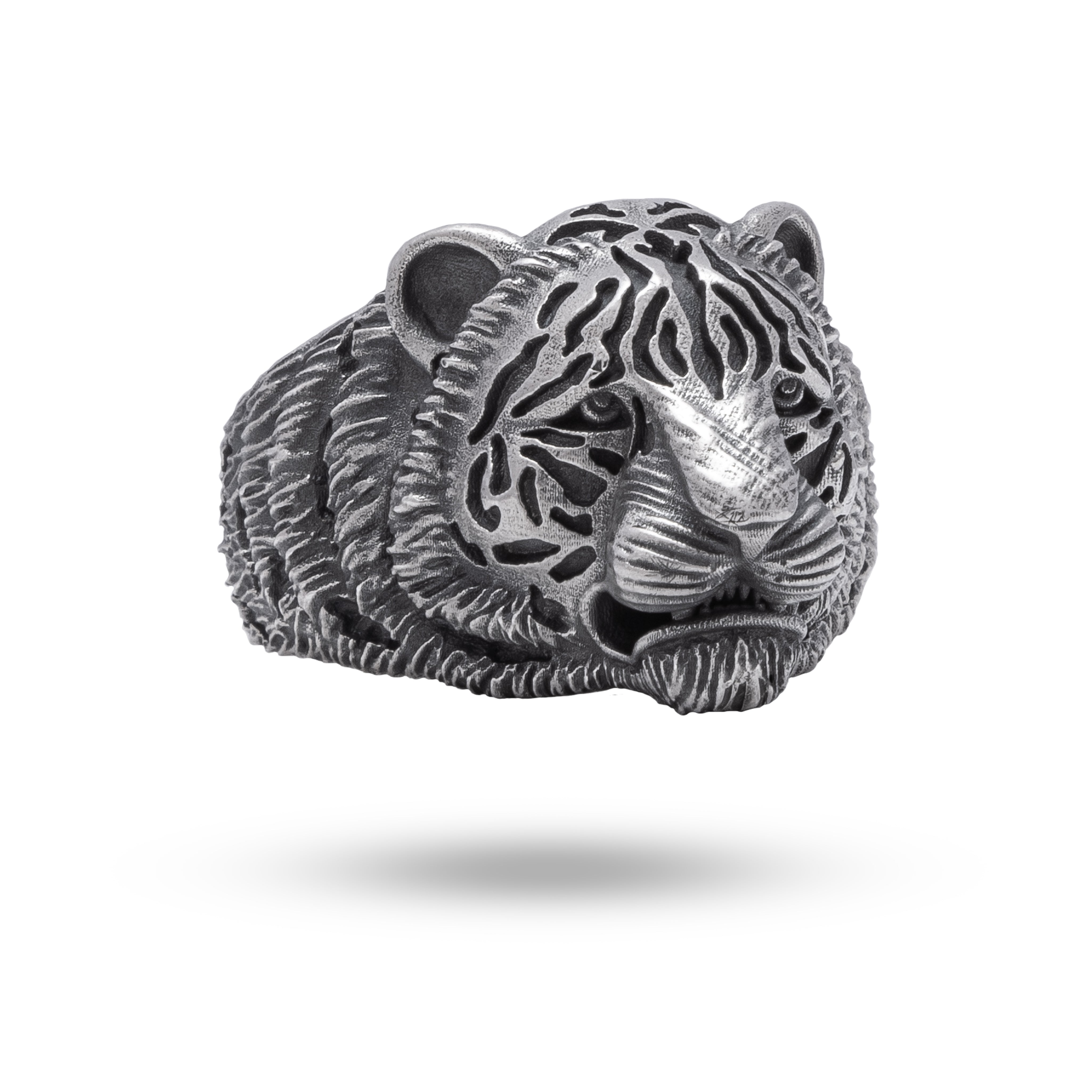 Front view of Calm Tiger Wild Animal 925 Sterling Silver Ring featuring intricate tiger design in oxidized finish.