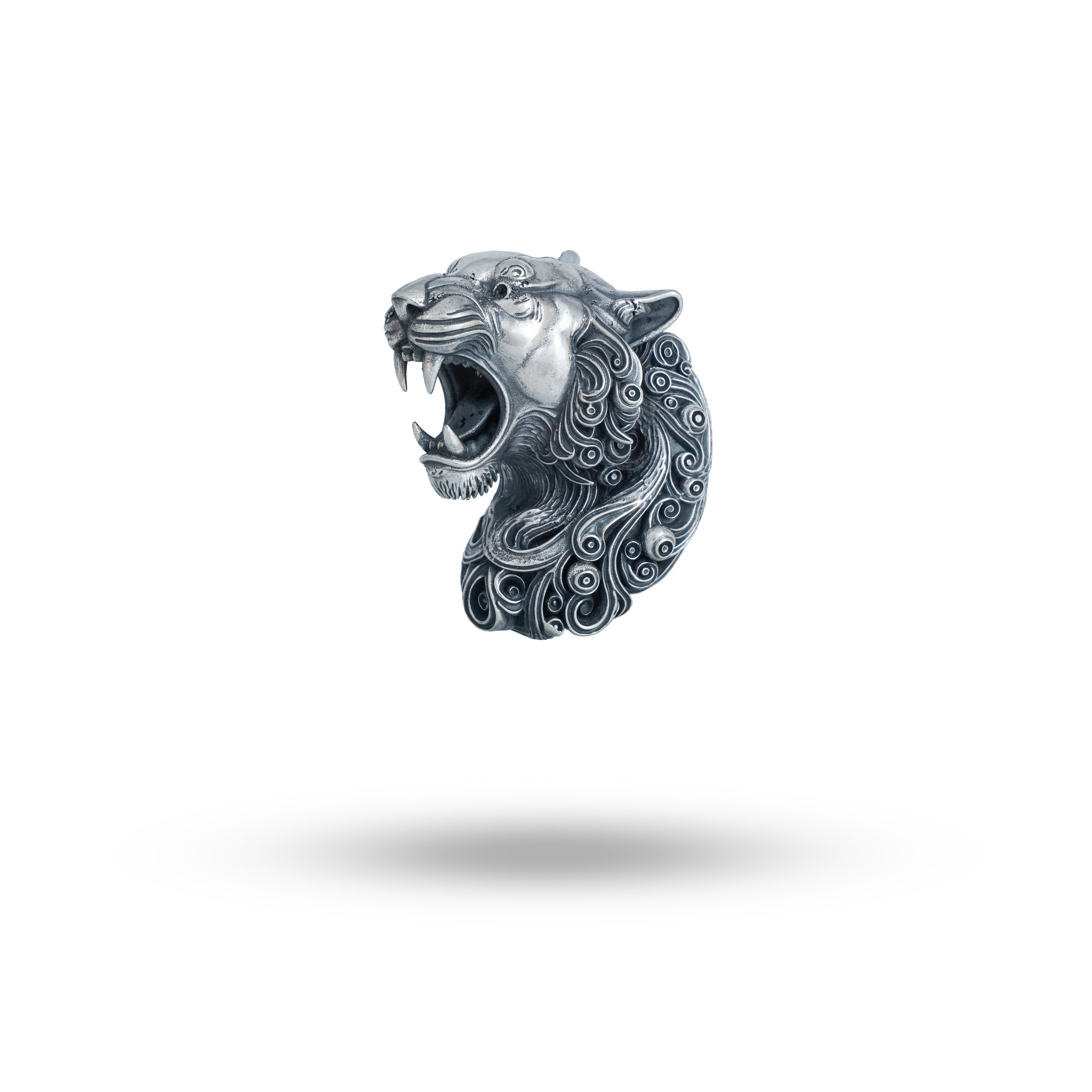 Front view of Elegant Roaring Panther 925 Sterling Silver Brooch showing its oxidized finish and intricate detailing.