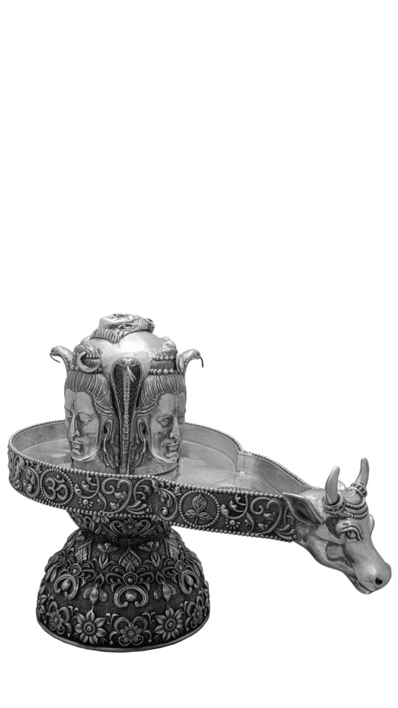 White Lion Jewels — handcrafted silver masterpiece detail