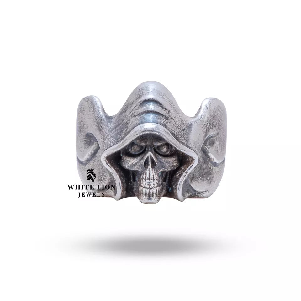Side view of 925 sterling silver Gothic Devil Skull ring, handcrafted detailed skull and skeleton motif.