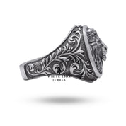 Elegant side angle of 925 Sterling Silver lion ring with intricate details.