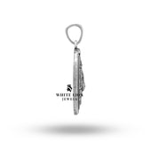 Side view showing 3.0 cm diameter of Lion King Leo Pendant