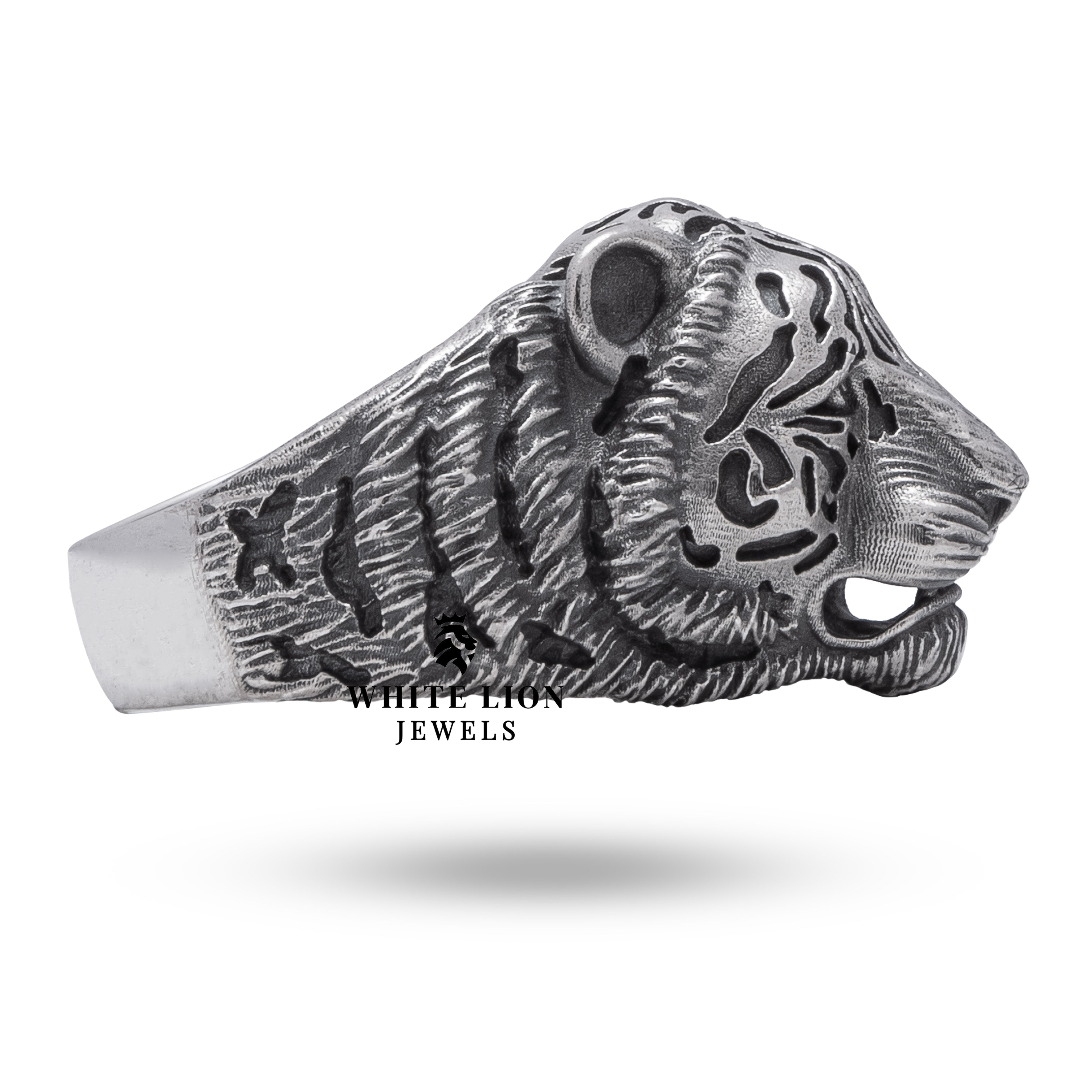 Top view of Calm Tiger Wild Animal 925 Sterling Silver Ring highlighting artisanal craftsmanship and nature theme.
