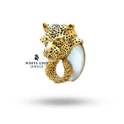 Close-up of Gold Plated finish on Panther 925 Sterling Silver Brooch