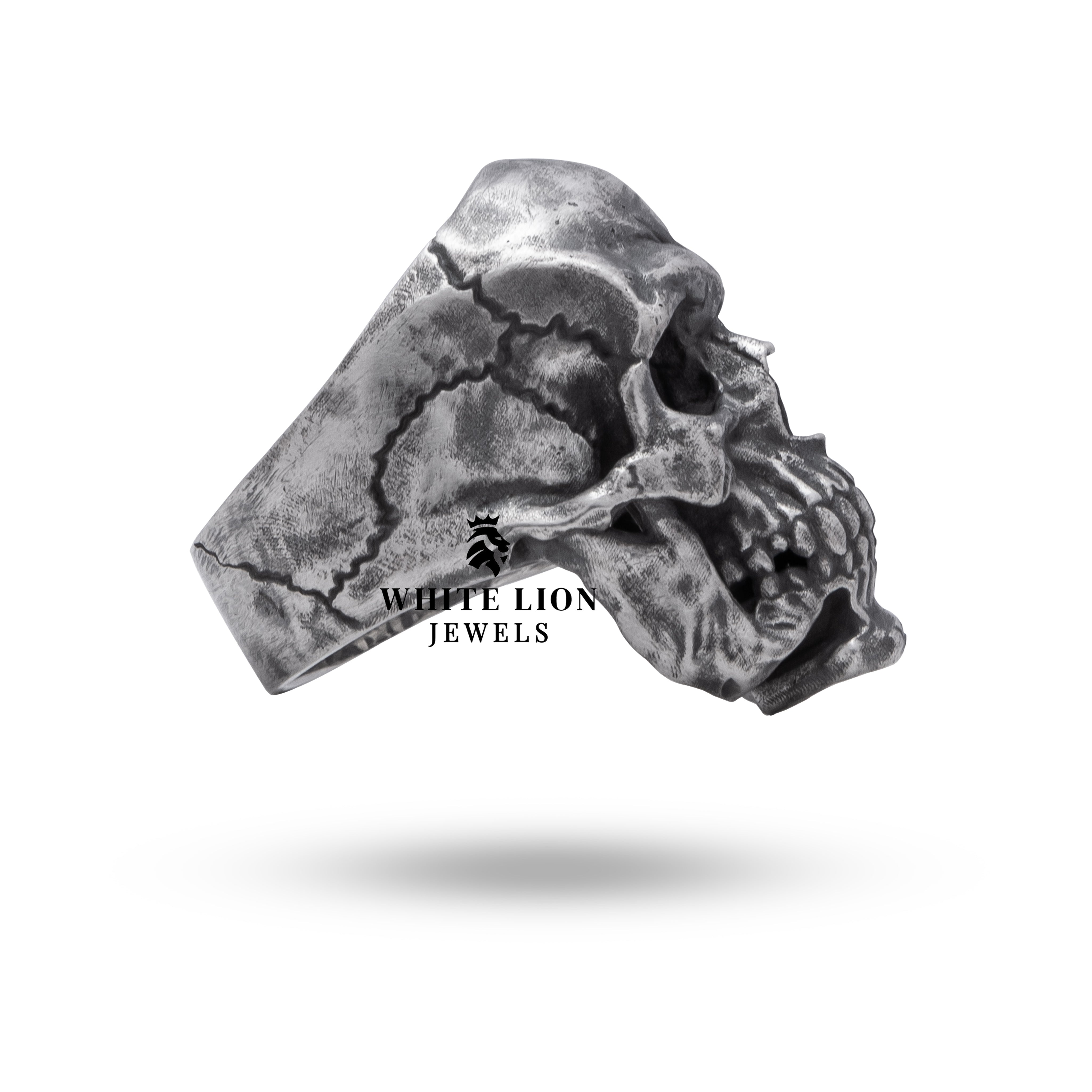 Close-up of Gothic Crack Skull Ring in sterling silver