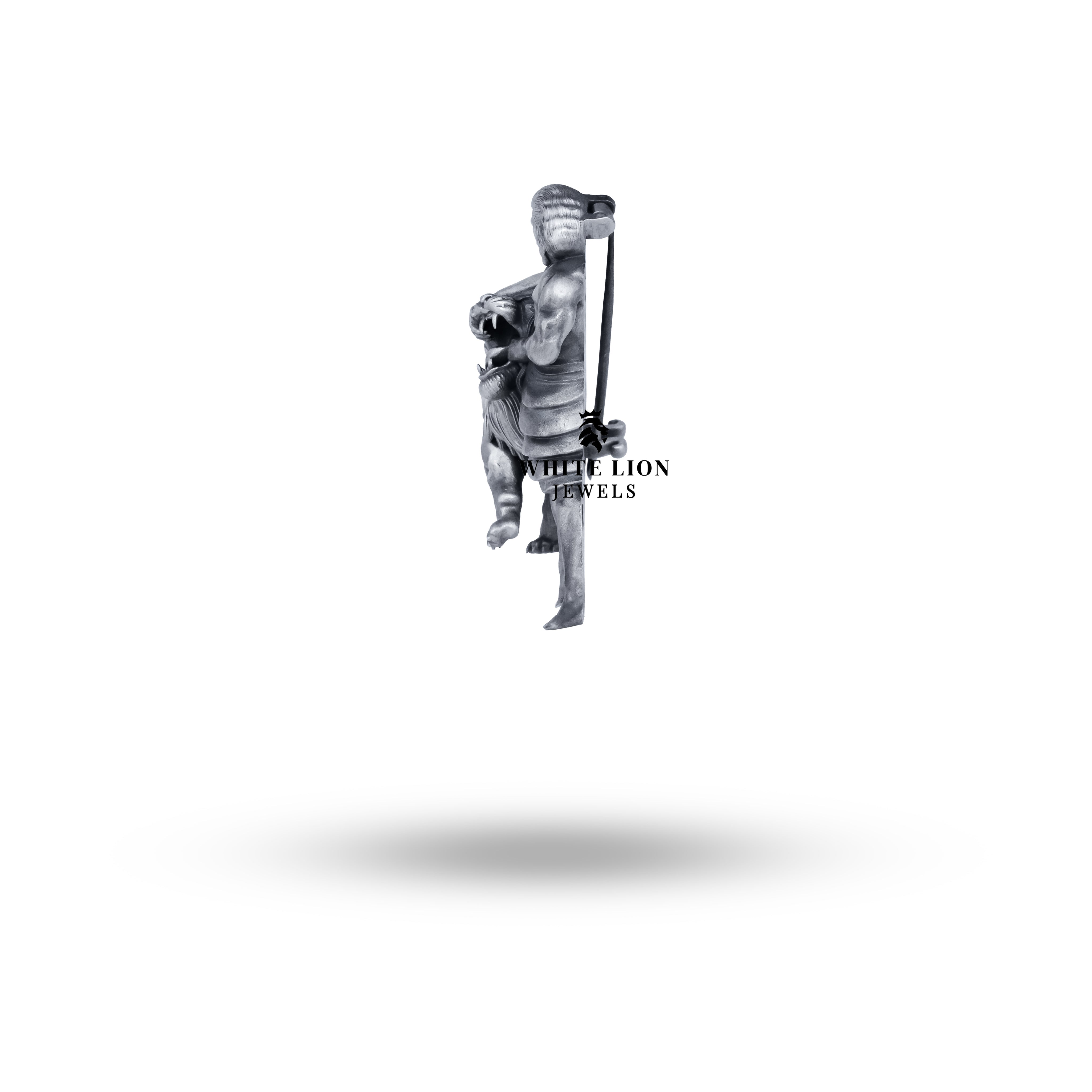 Detailed view of the exquisite design and finishing of the 925 Sterling Silver Brooch.