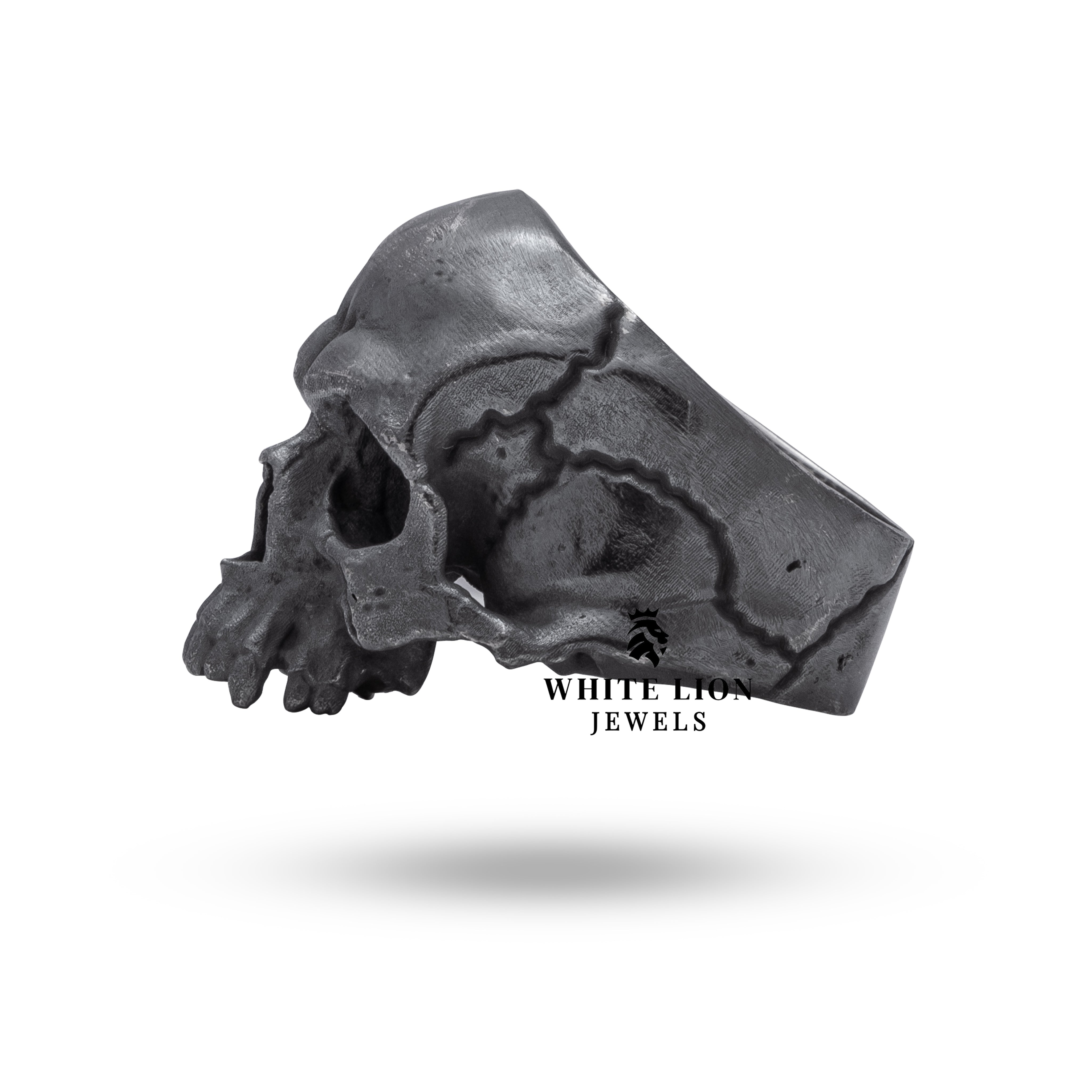 Edgy sterling silver ring set in dark, gothic styling