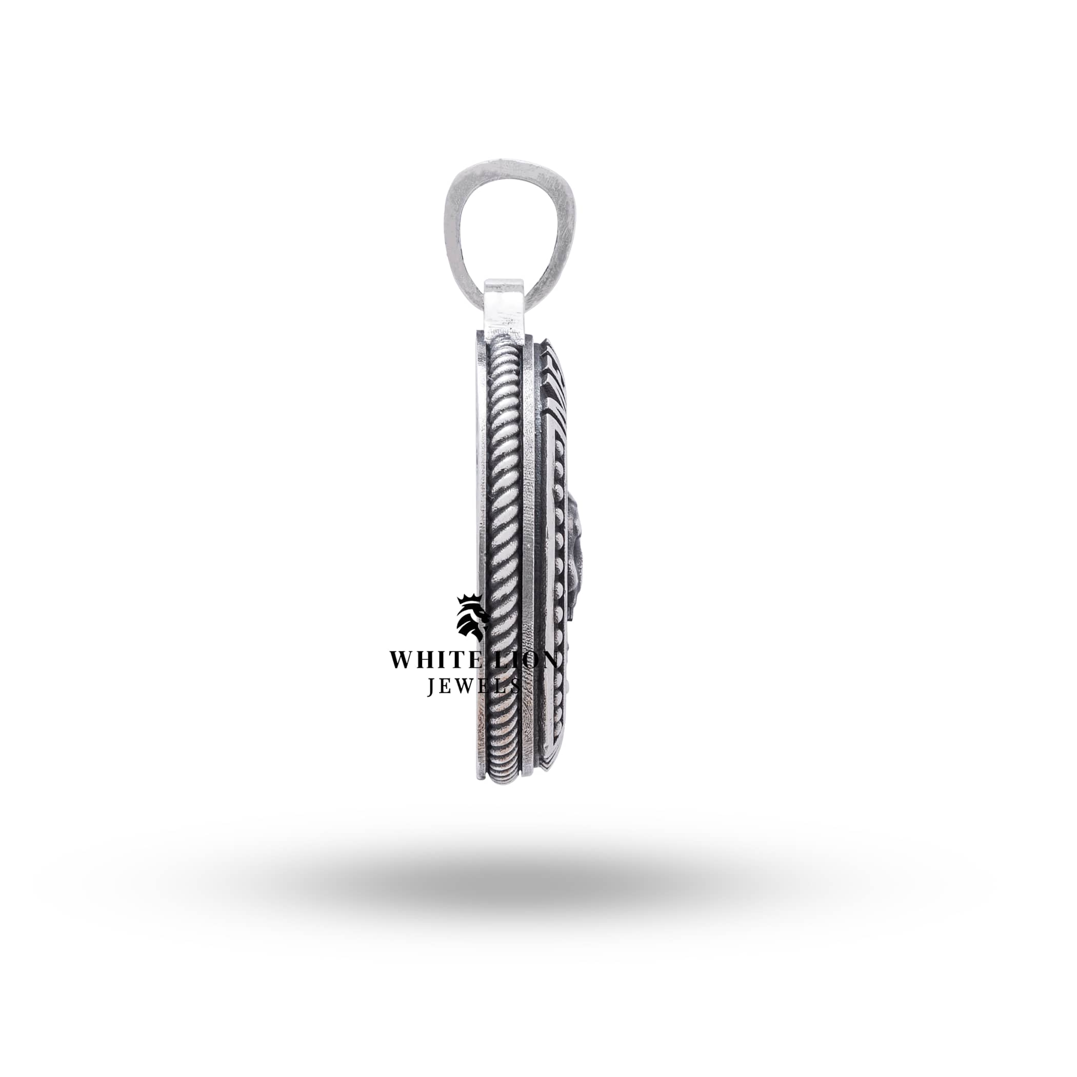 Detailed craftsmanship of Memento Mori Pendant featuring Aquarius Zodiac on a silver base