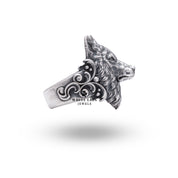 Top view of Grey Wolf Head 925 Sterling Silver Ring displaying the bold wolf head design.