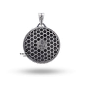 Model wearing the Memento Mori Aries Zodiac Sign Pendant, demonstrating its style and elegance.