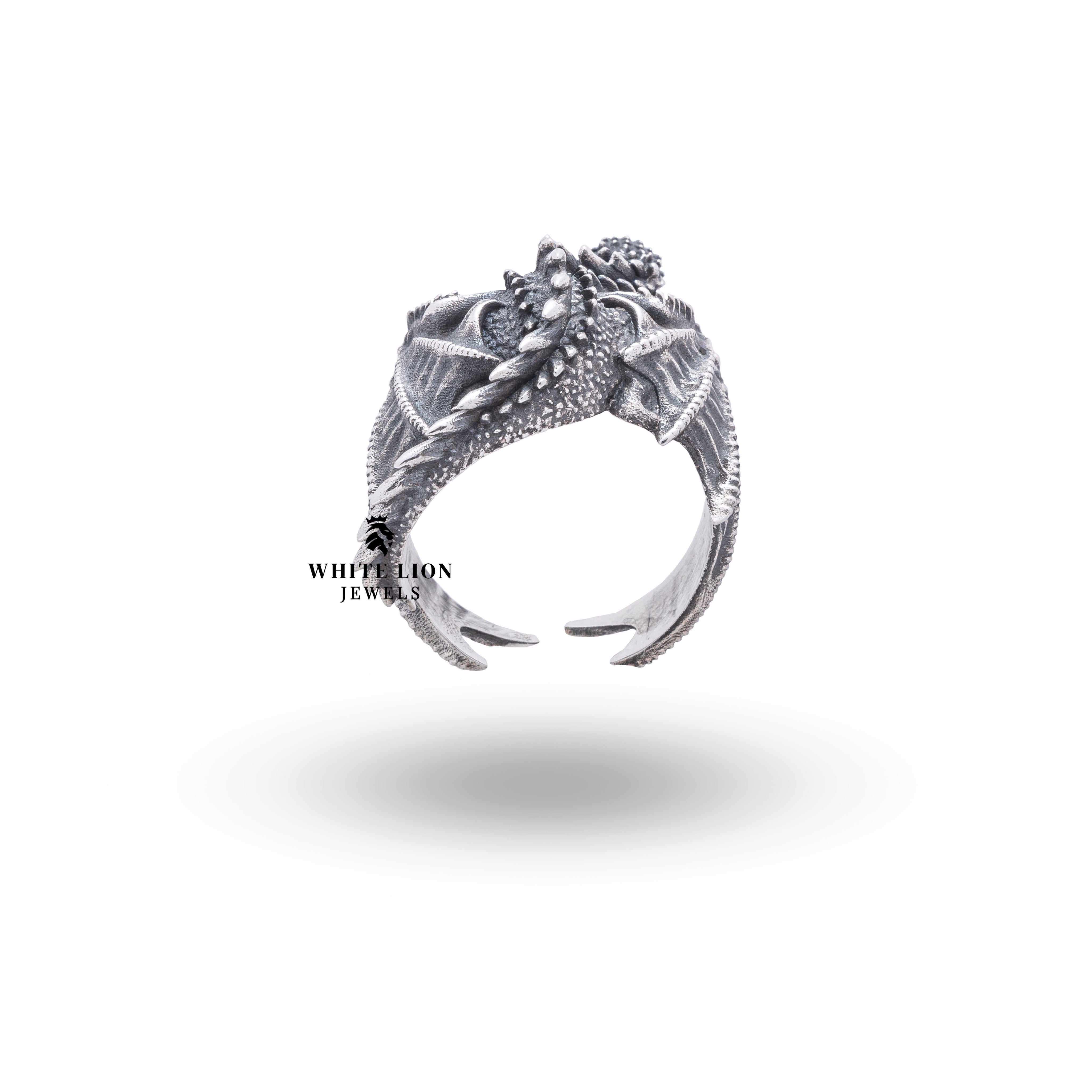 Close-up of Flying Dragon Creature Animal 925 Sterling Silver Ring highlighting detailed dragon scales