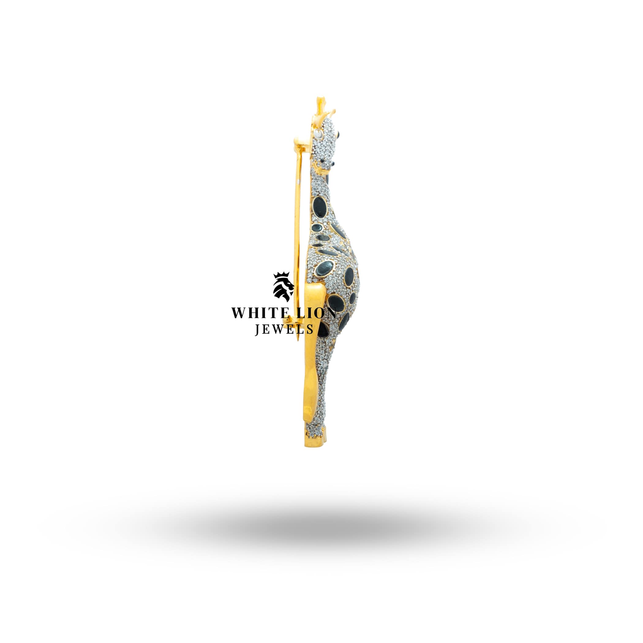 Model wearing the Giraffe Animal Cubic Zirconia Gold Plated Brooch Pin